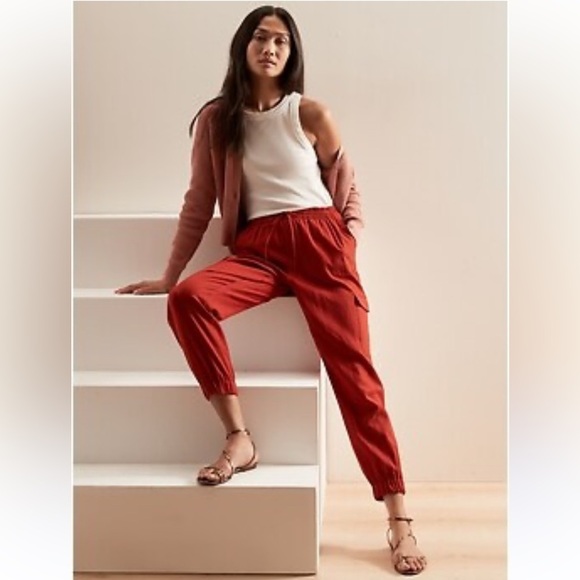 BANANA REPUBLIC Red Linen blend Ankle Cargo Pant size S - Picture 1 of 15